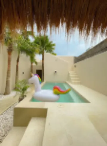 Cleopatra Honeymoon Suite by Villa Kitta