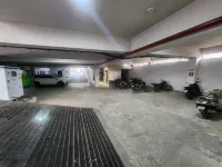 Prince Palace And Banquet - parking