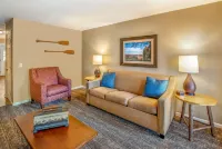 Holiday Inn Club Vacations Oak N' Spruce Resort