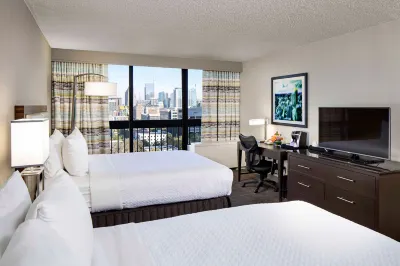 Crowne Plaza Atlanta - Midtown Hotels near Georgia Aquarium