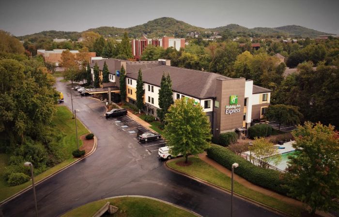 Holiday Inn Express BRENTWOOD SOUTH - FRANKLIN by IHG