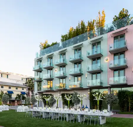 The Ray Hotel Delray Beach, Curio Collection by Hilton
