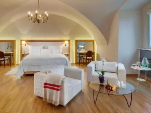 Chateau Herálec Boutique Hotel & Spa by l'Occitane