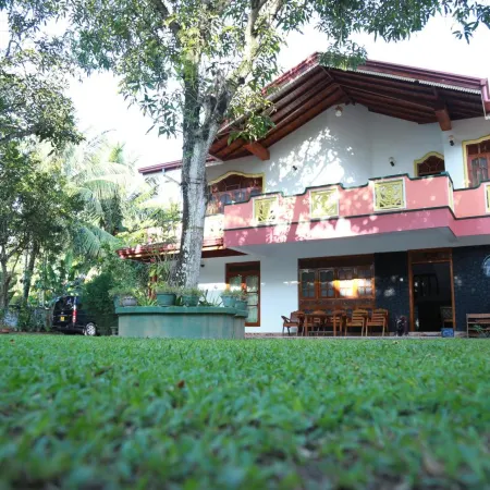 Sumal Villa