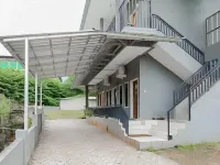 Penginapan Al Firdausi Syariah RedPartner Hotels in Cigugur