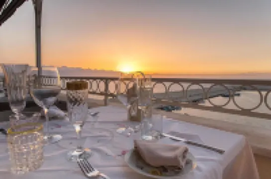 Marina Holiday & Spa