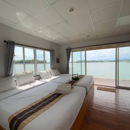 Phupai Lake Resort