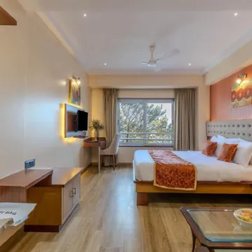 Hotel President, Kalaghoda Hotels near Diver Madhi Beach