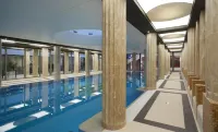 Alexandria Spa & Wellness Hotel - Bãi đậu xe