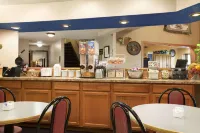 Super 8 by Wyndham North Platte - petit déjeuner
