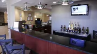 Comfort Inn & Suites Marquette - Prairie du Chien - Quầy bar