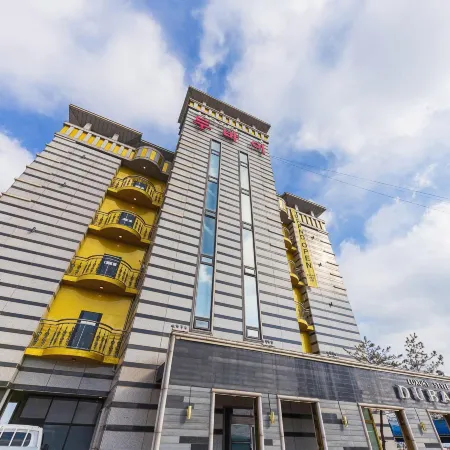 Dubai Hotel in Dangjin