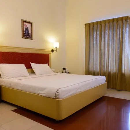 Club7 Hotel