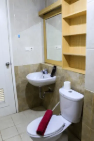 New Furnished 2Br Apartment at Silkwood Residence by Travelio