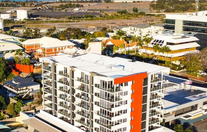 Curtis Central Apartments Official