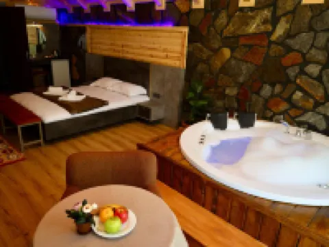 Yamacda Suit Otel Hotels in Camlihemsin