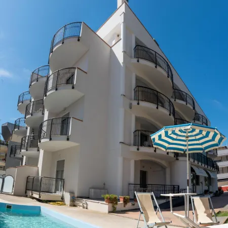 Altamira Residence
