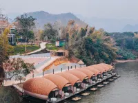 VeeVaree Riverkwai Resort Hotels near River Kwai