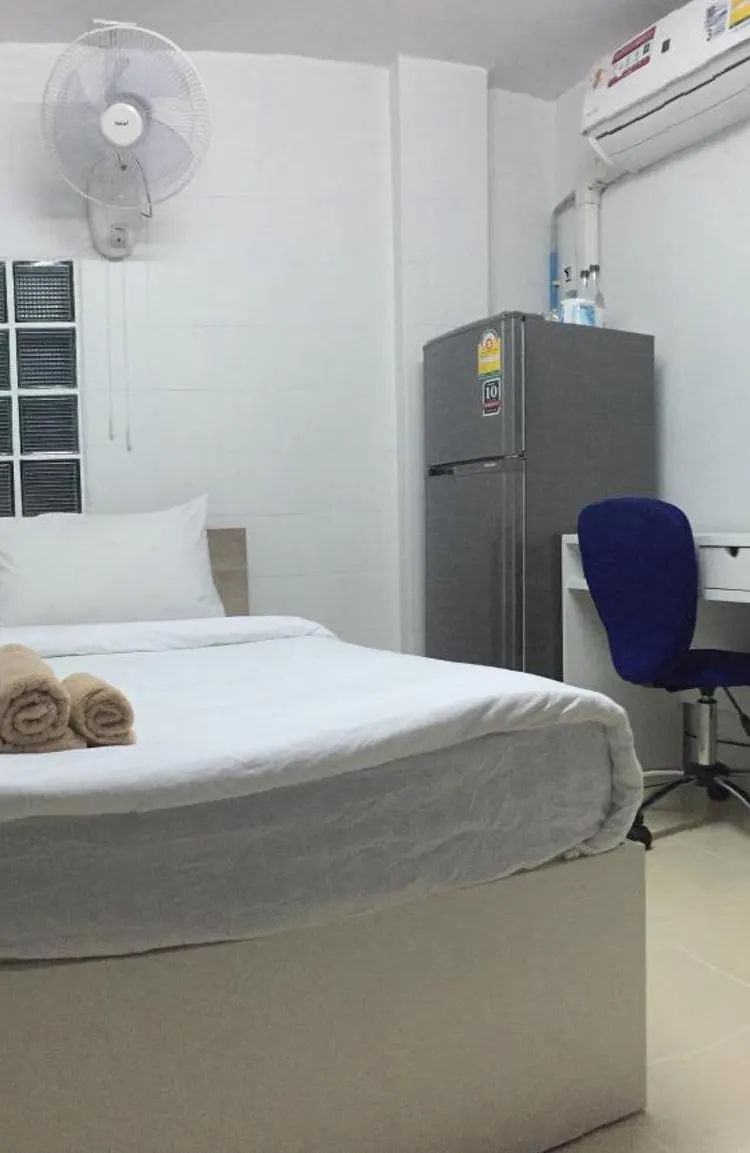 ห้องเตียงใหญ่ ห้องน้ำรวม