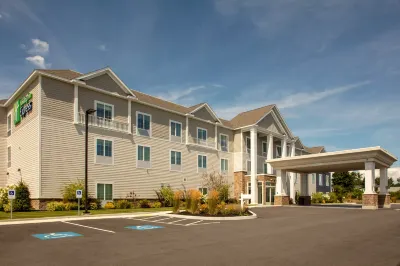 Holiday Inn Express Wells-Ogunquit-Kennebunk Hôtels à : 