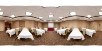Holiday Inn Express & Suites Cape Girardeau I-55