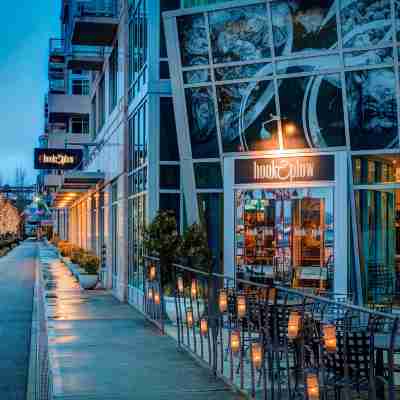 Seattle Marriott Waterfront Hotel Exterior