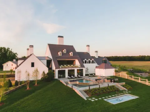 อินน์แห่งออโรร่ารีสอร์ทแอนด์สปา โรงแรมใน