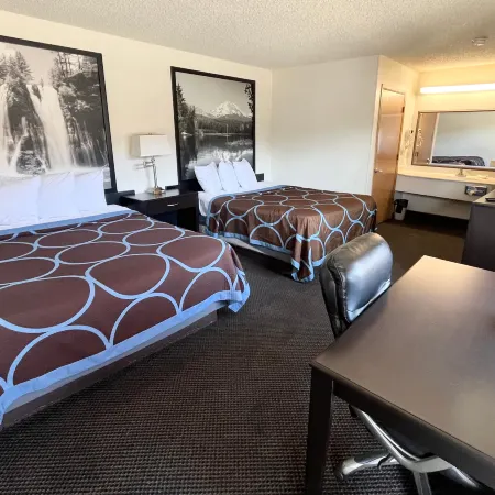 Super 8 by Wyndham Red Bluff