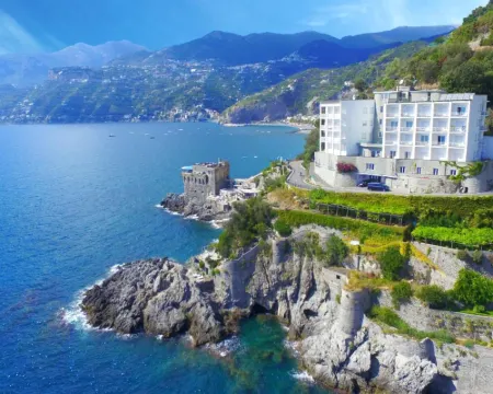 Residence Due Torri Hotels in Maiori