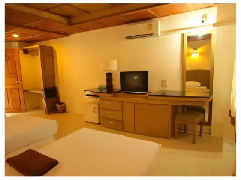 Panorama Hotel Hotels near Chong Kum Temple