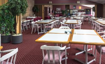 Wollongong Surf Leisure Resort