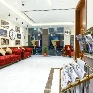 La Villa Suites Hotel