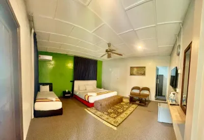 Green Town Hotel & Resort - Port Dickson Hotels near Port Dickson Methodist Centre (PDMC)