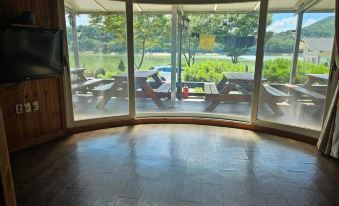 Seonbichon Lake Pension