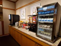 Country Inn & Suites by Radisson, Bend, or - breakfast