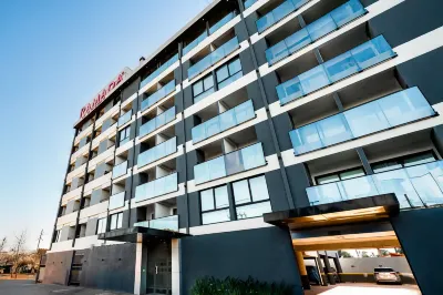 Ramada Suites by Wyndham Asuncion Aeropuerto Hotel a 