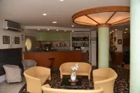 هوتل مارينا - بار
