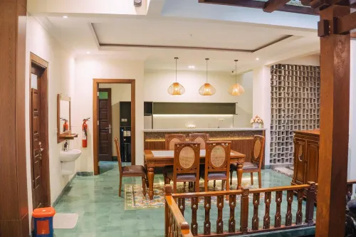 Griya Truntum Sharia Guesthouse - 4-Star