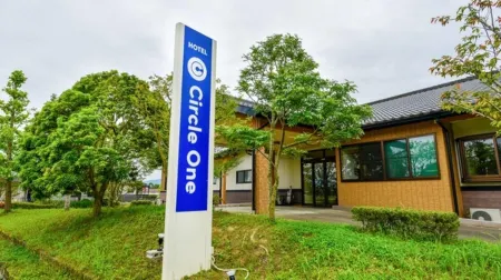 Hotel Circle One Отели в г. уезд Кума