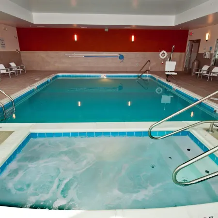 Holiday Inn Express & Suites COLUMBUS - EASTON AREA by IHG