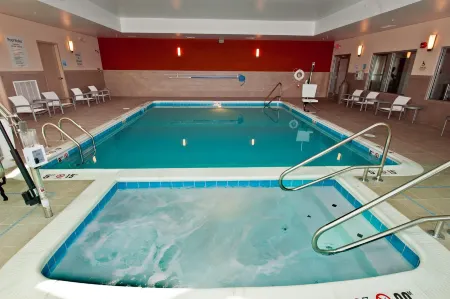 Holiday Inn Express & Suites COLUMBUS - EASTON AREA by IHG