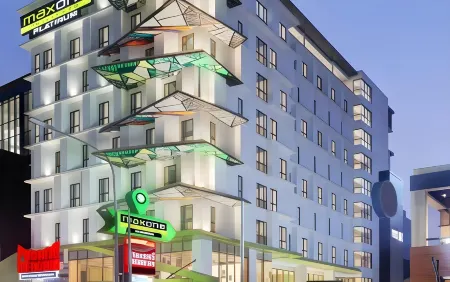 MaxOne Platinum Hayam Wuruk