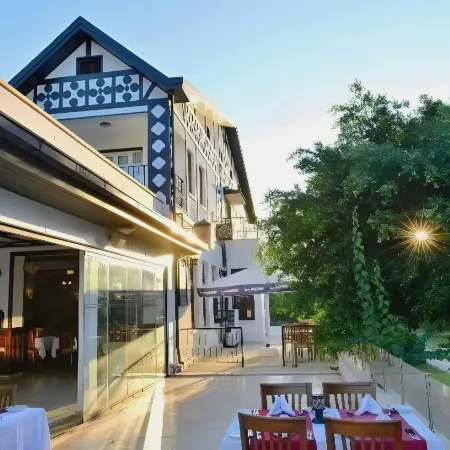 The Ship Inn Hotel
