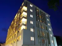 曼谷克萊夫飯店 萬客隆超市附近的飯店