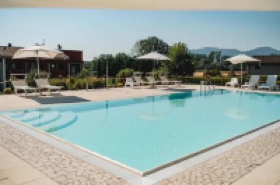 โรงแรมคารินญาโน