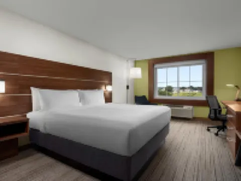 Holiday Inn Express & Suites MARINA - STATE BEACH AREA by IHG Hotels in Marina