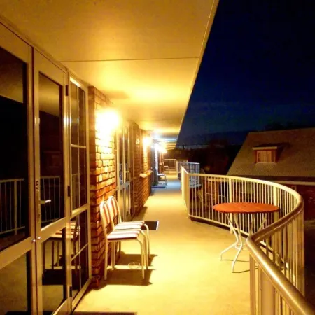 Alexandra Heights Motel