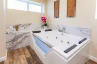 Tahquitz Pines Retreat - Hot Tub