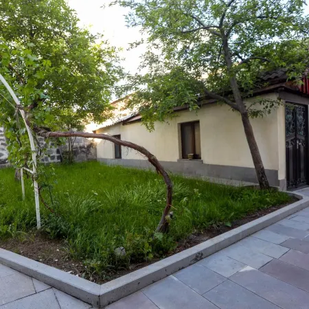 Syune Mini Hotel