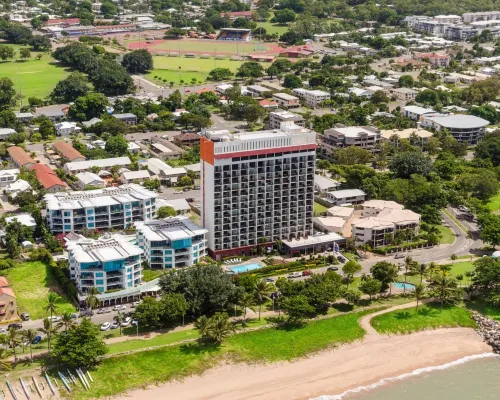Aquarius on the Beach Hoteles en Townsville